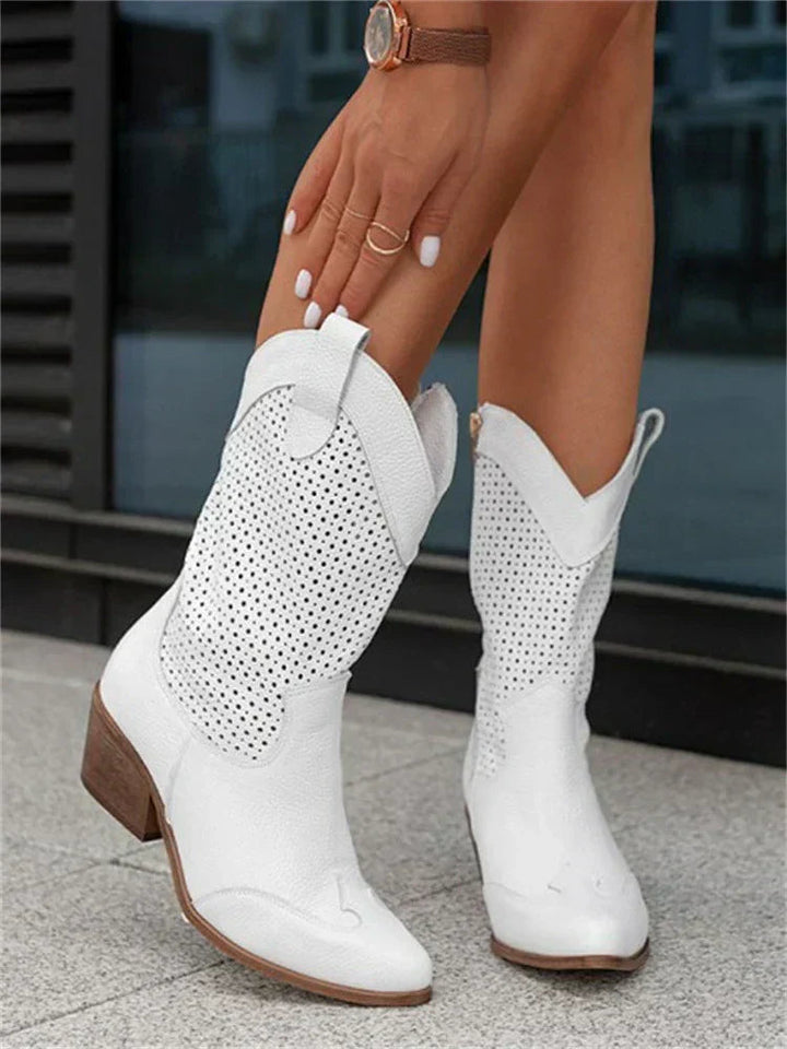 Cassidy Linnet Western Ankle Boots – White
