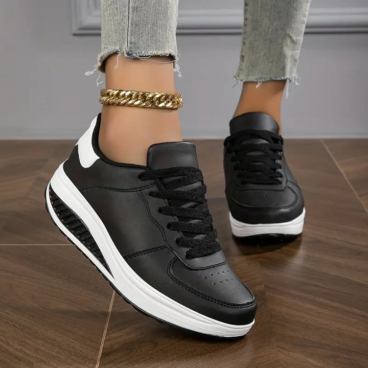 Makenna Pavilion Everyday Sneakers – Black