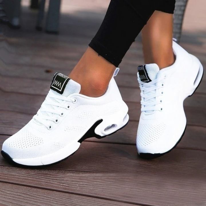 Mallory Lantern Everyday Sneakers – White