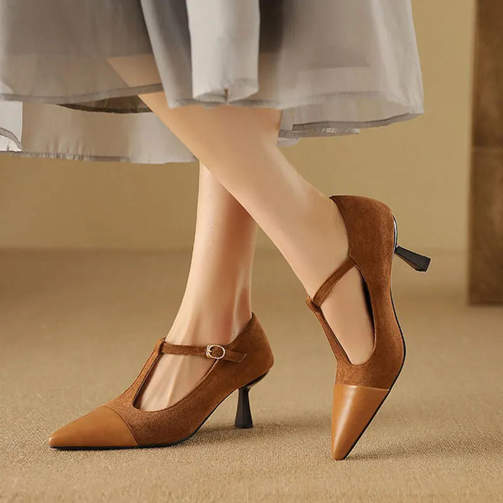 Leonie Serenade Elegant Pumps by Doramela