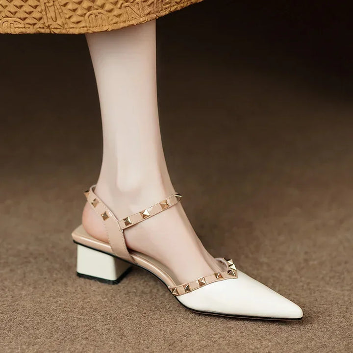 Calla Fable Elegant Pumps by Doramela