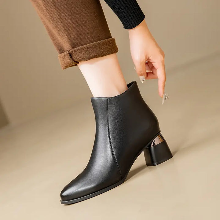 Livia Fable Casual Boots by Doramela