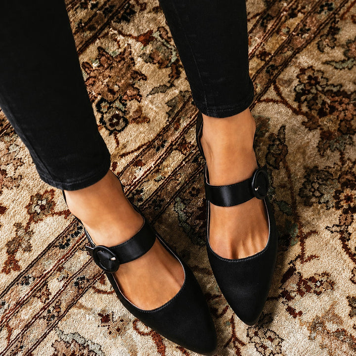 Shelby Veranda Pumps – Black