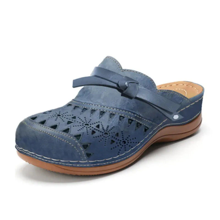 Mallory Veranda Clogs – Blue