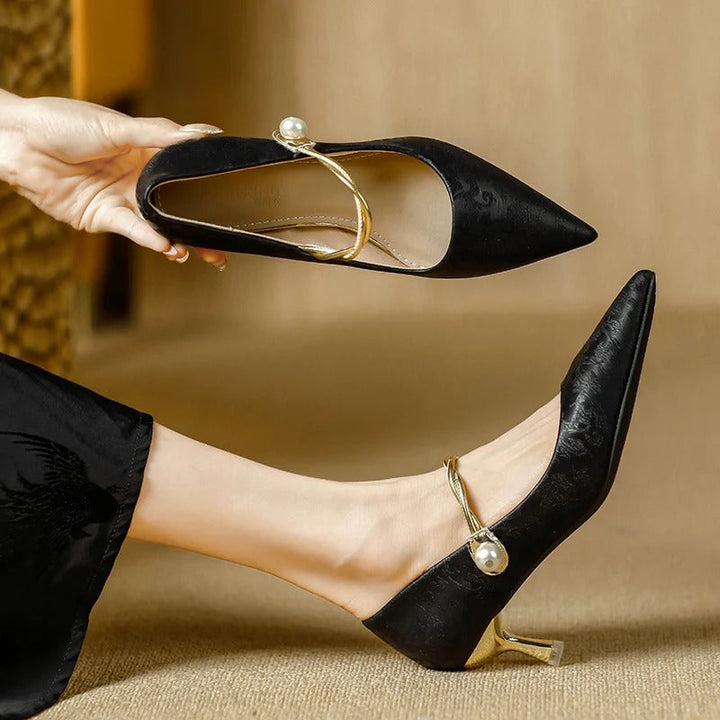 Freya Starling Kitten-Heel Pumps by Doramela