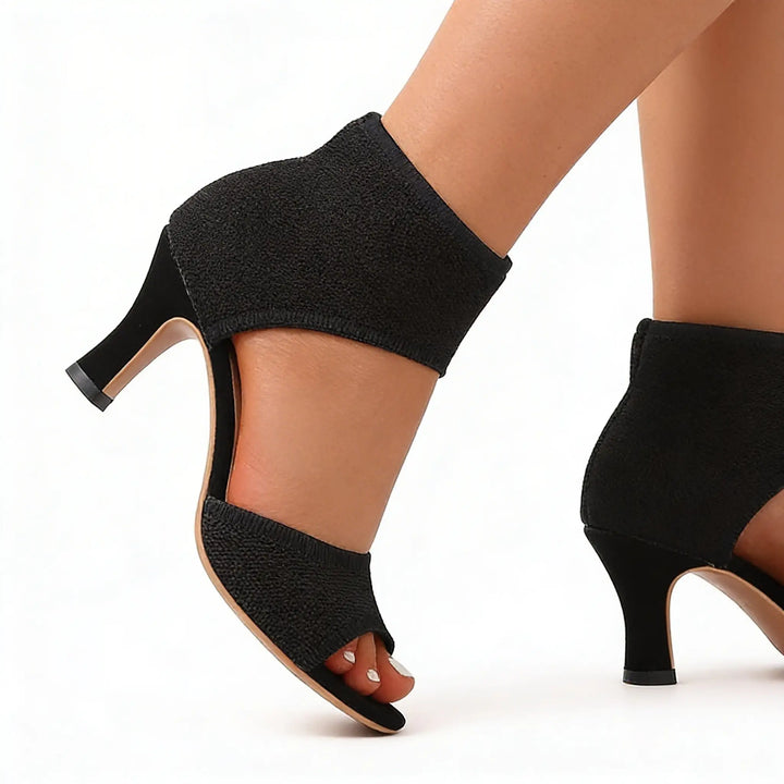 Delaney Lantern Pumps – Black