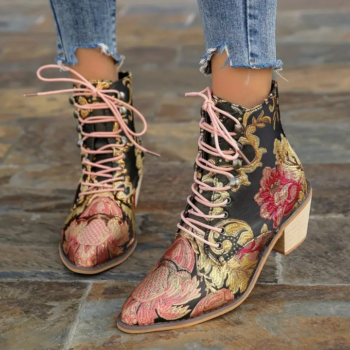 Willow Minuet Western Boots by Doramela